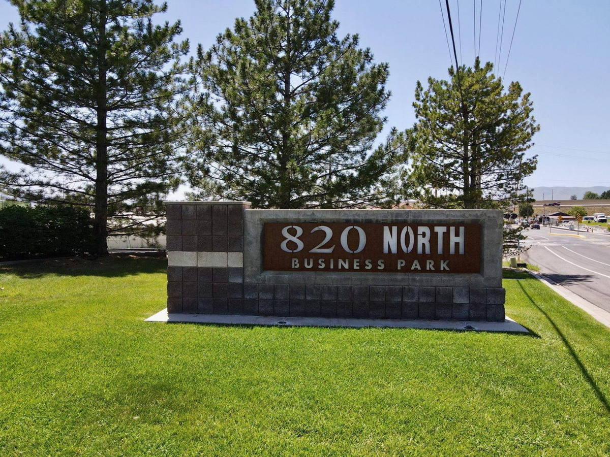 820 North Business Park entry monument sign