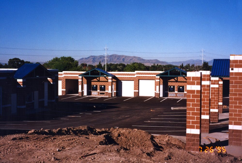 820 North under construction in the late 1990s